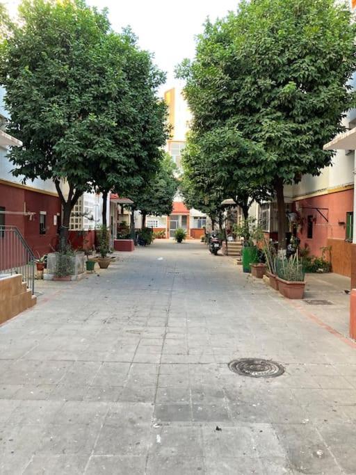 Barrio De Triana - Bidasoa Facil Aparcamiento Sevilla Eksteriør bilde